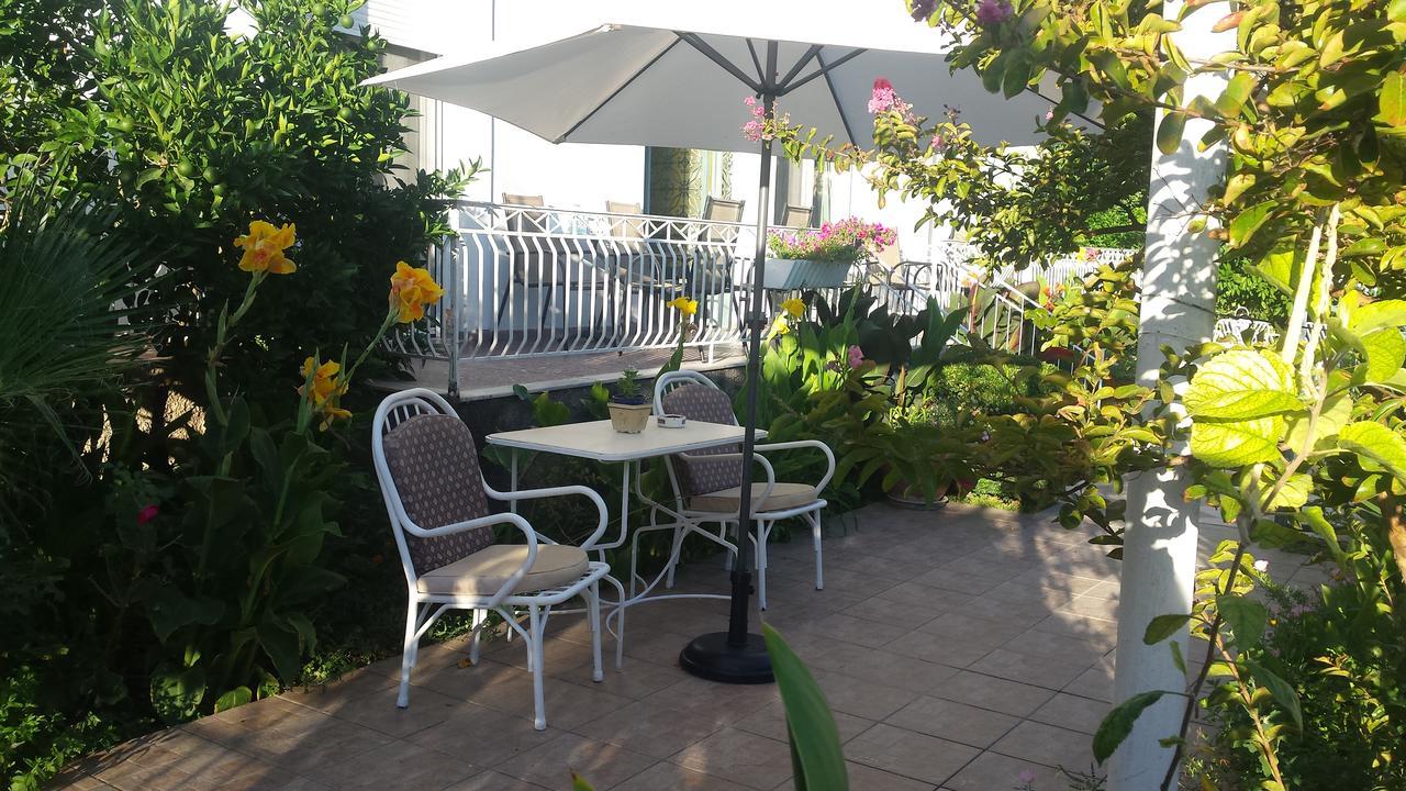 Pagonion Otel Kamena Vourla Dış mekan fotoğraf